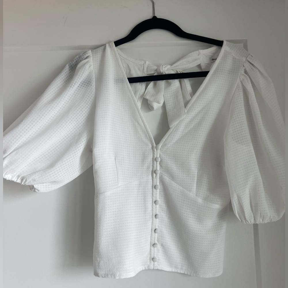 Abercrombie white puff sleeve top